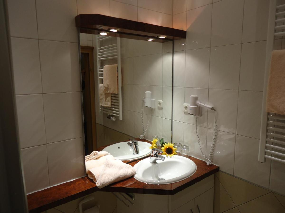 Gasthof-Hotel Dilger Rattenberg Екстер'єр фото