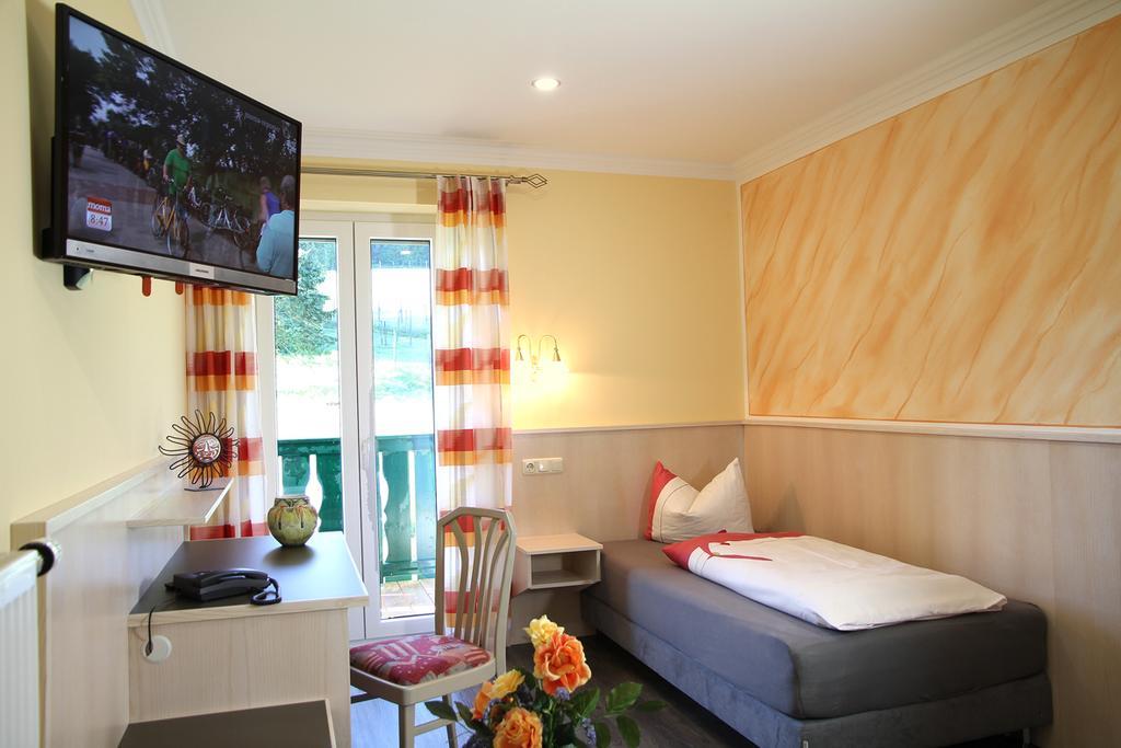 Gasthof-Hotel Dilger Rattenberg Екстер'єр фото